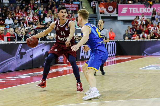 率脱颖而出 率脱颖而出