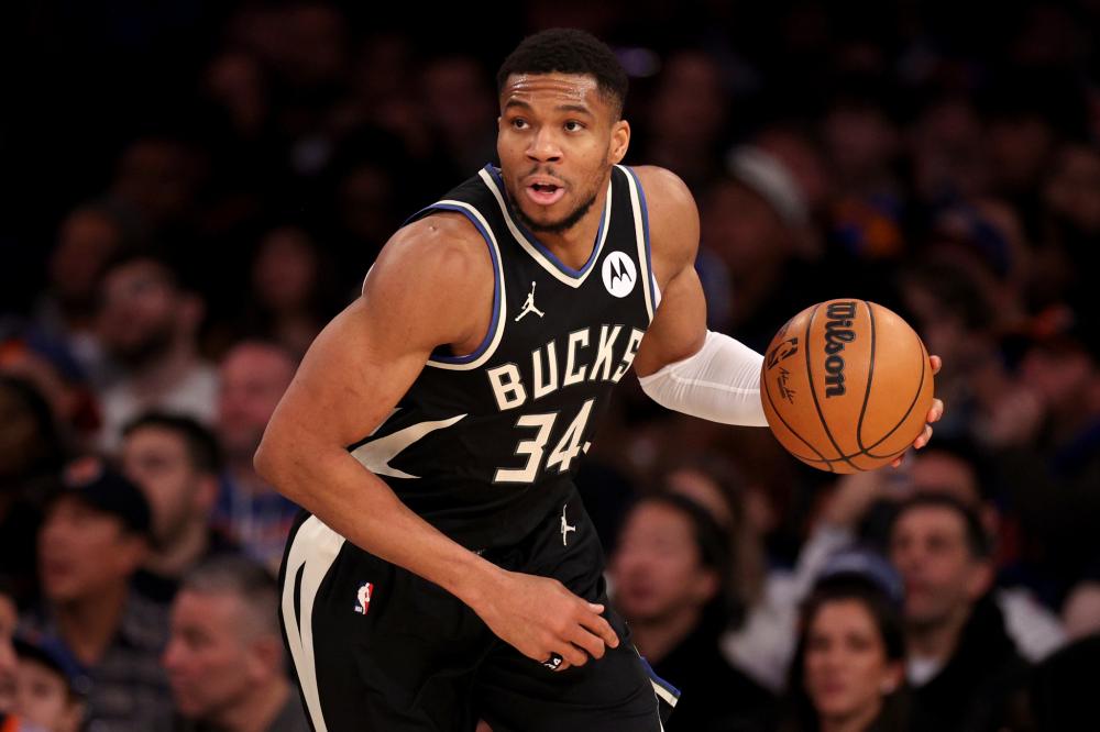 在赛季初并 在赛季初并